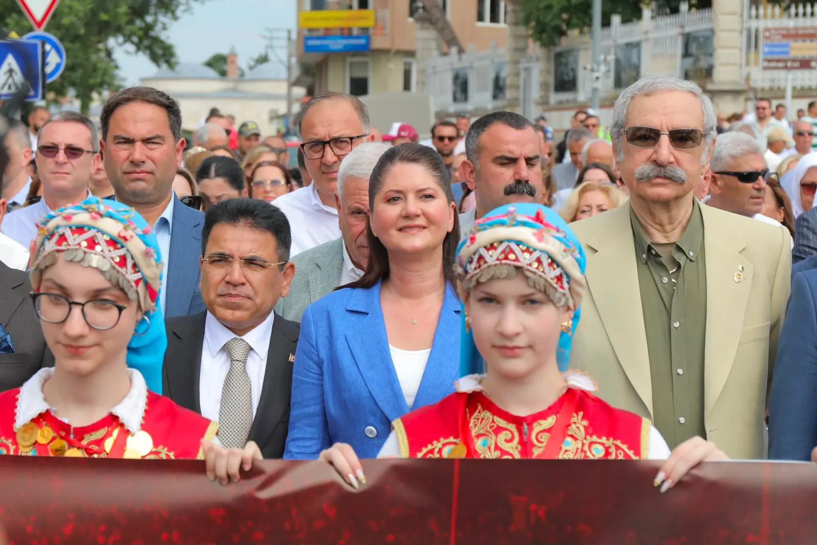 665 YILLIK EFSANE: KIRKPINAR YAĞLI GÜREŞLERİ’İNDE AĞA KARŞILAMA TÖRENİ GERÇEKLEŞTİRİLDİ galeri görseli